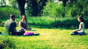 Yoga in de tuin